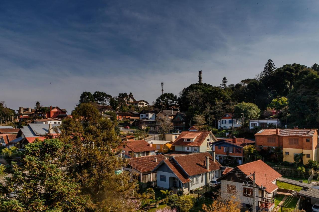 Apto Lindamente Decorado No Centro De Gramado Apartamento Exterior foto